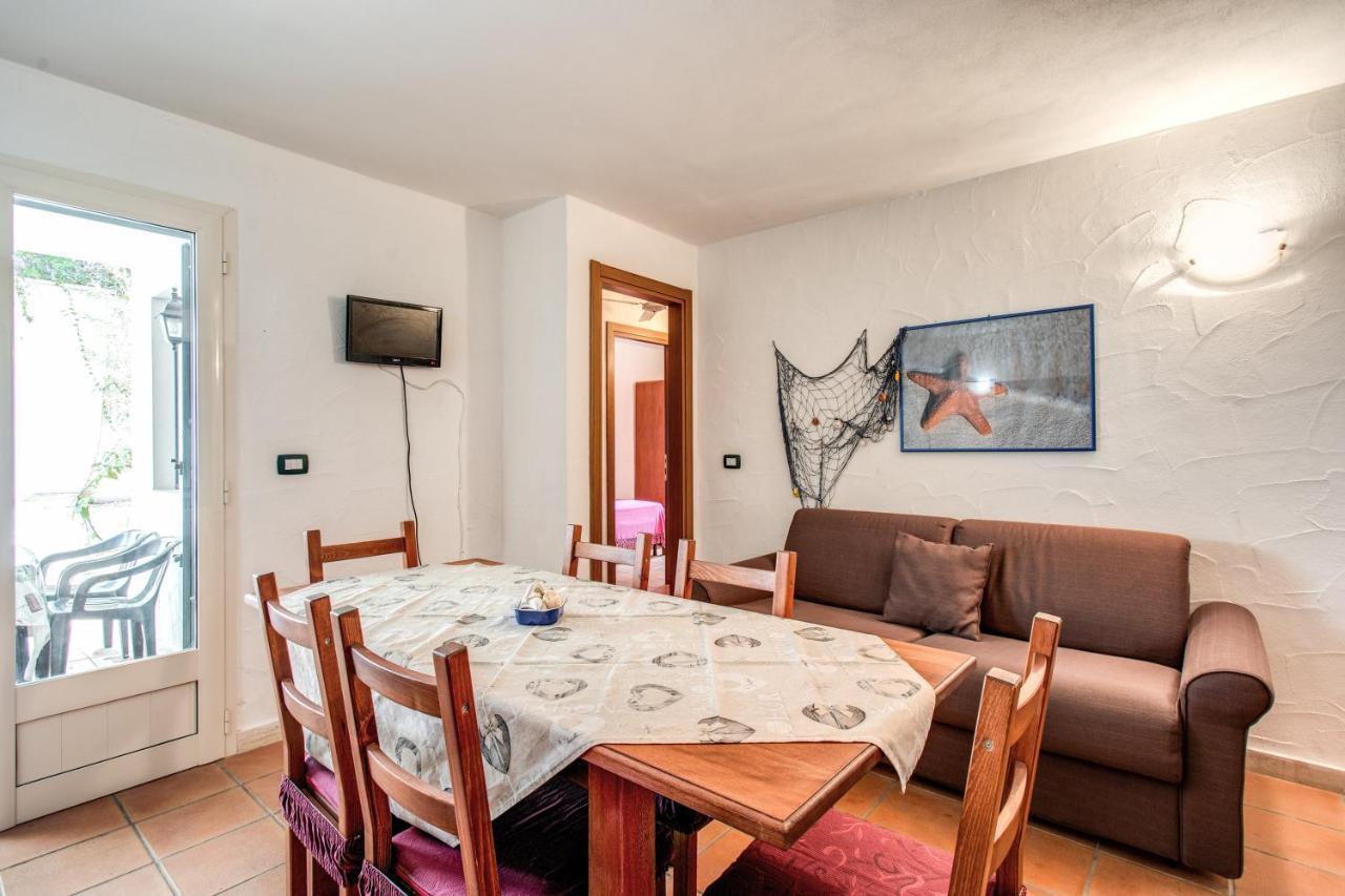 Yellow Star Holiday House Villa Marina di Mancaversa Exterior photo